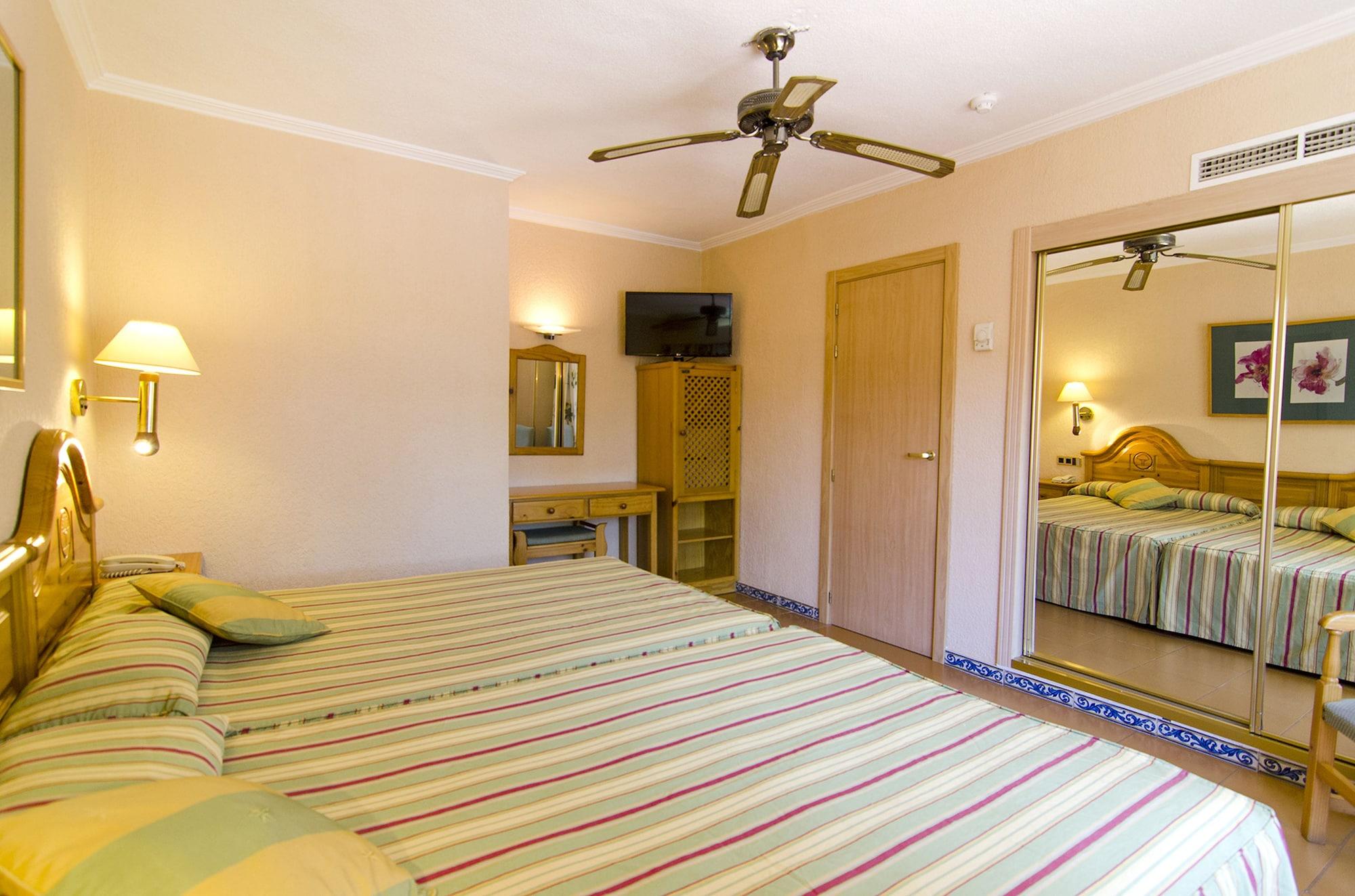 Marbella Playa Hotel ภายนอก รูปภาพ